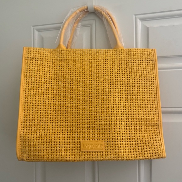 Lancôme Yellow Woven Tote Bag NEW - Picture 1 of 3